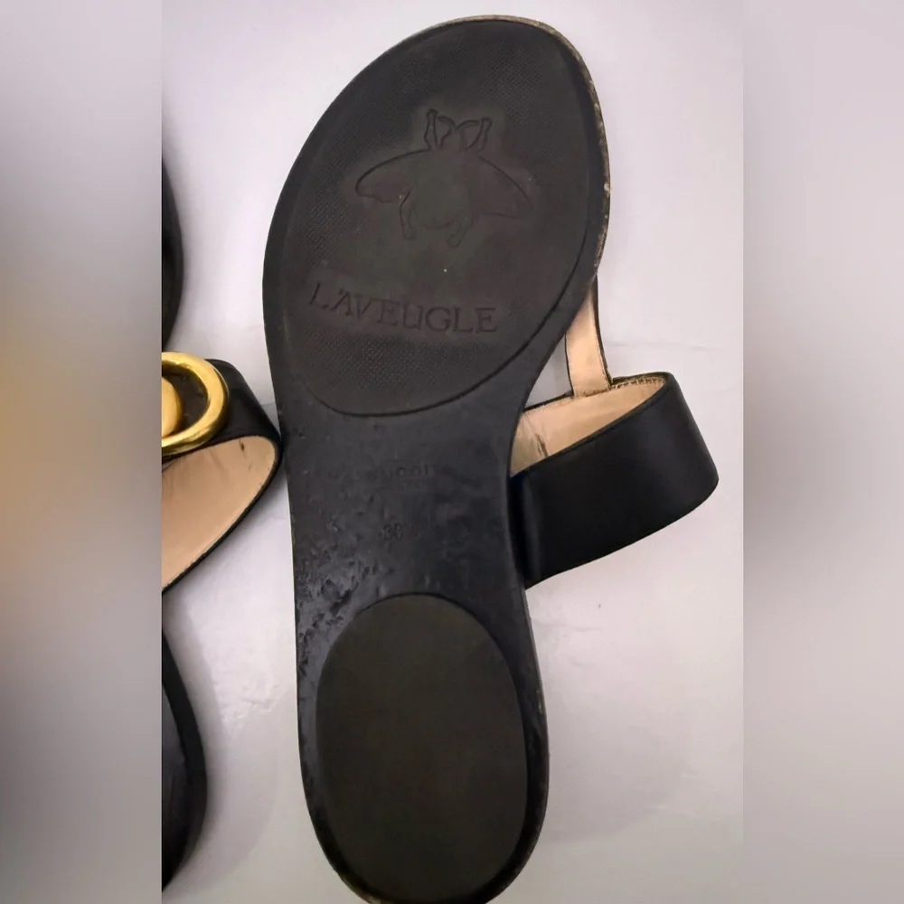 Gucci Black and Gold Sandals - Picture 8 of 16